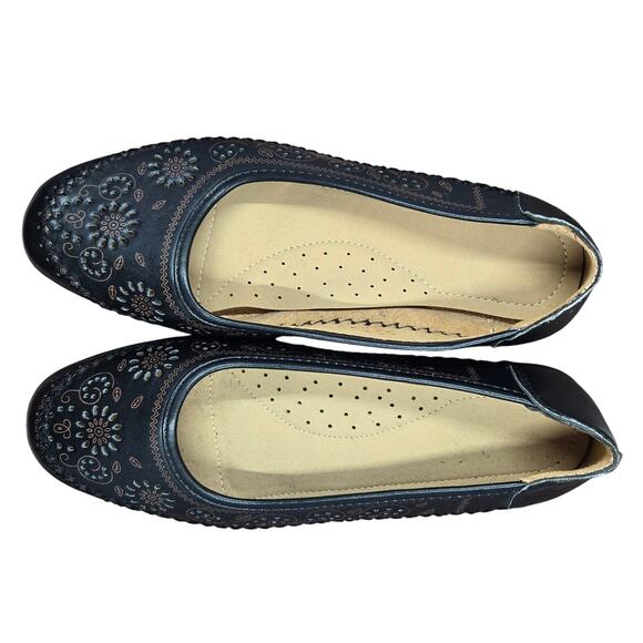 Black Leather Laser Cut Perforated Ballet Flats Size 9 - Picture 1 of 10